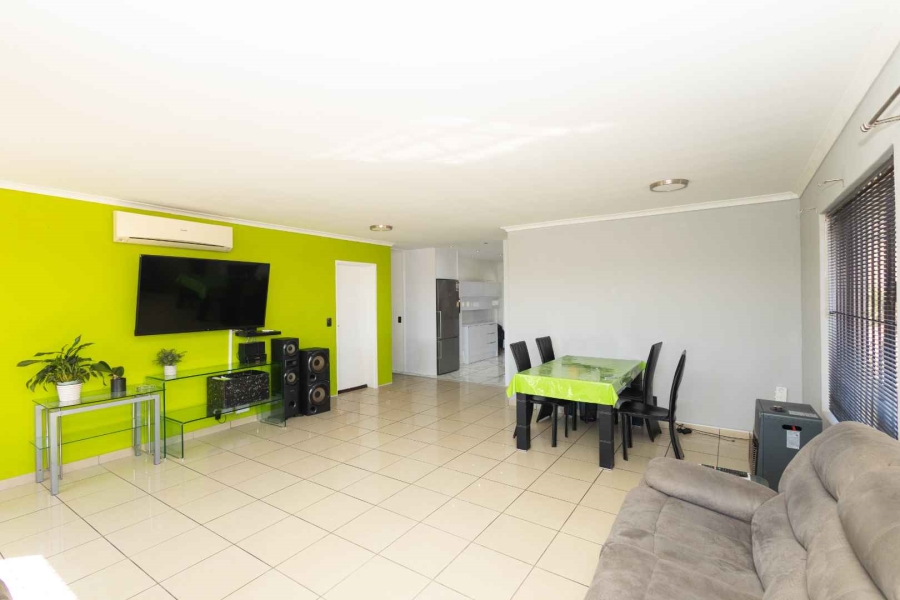 3 Bedroom Property for Sale in Normandie Western Cape